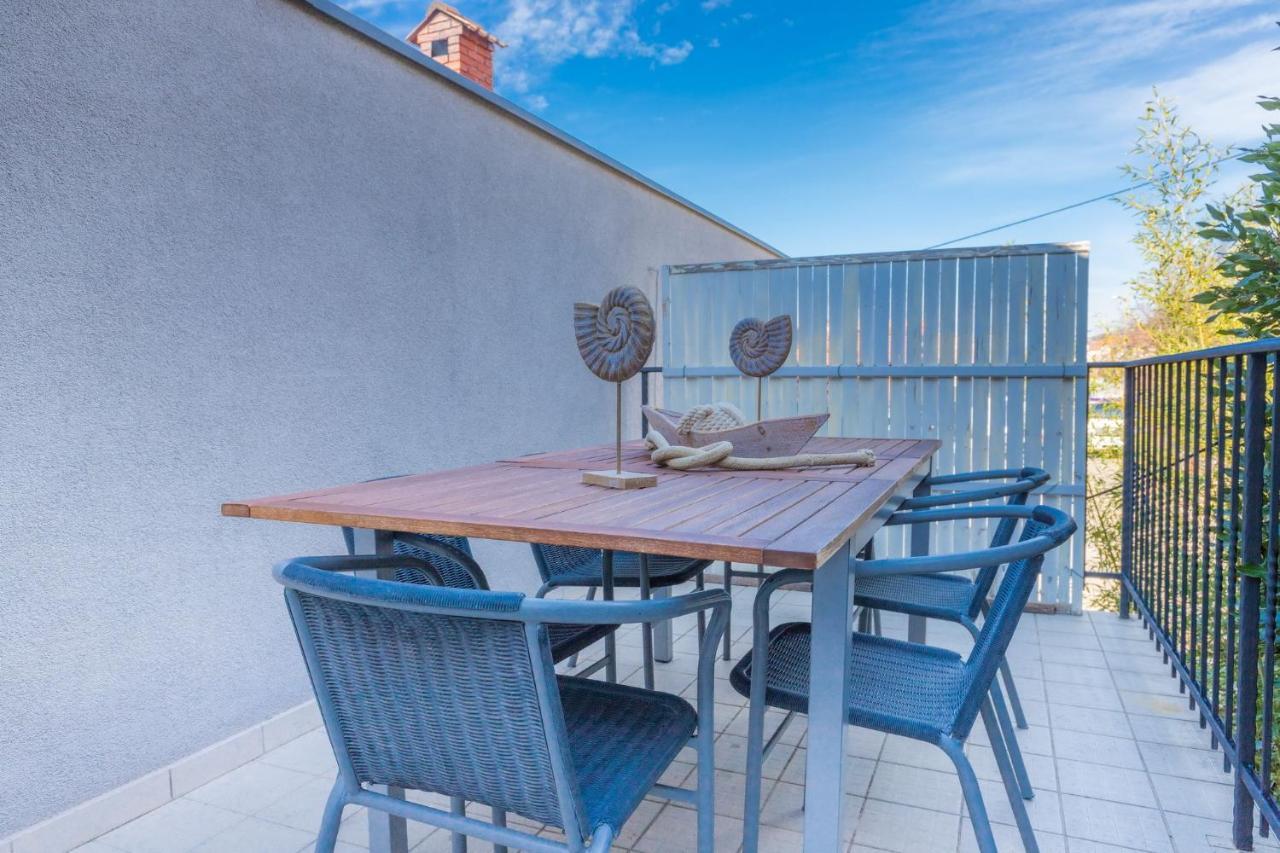 Apartments Adriatic Crikvenica Exterior foto
